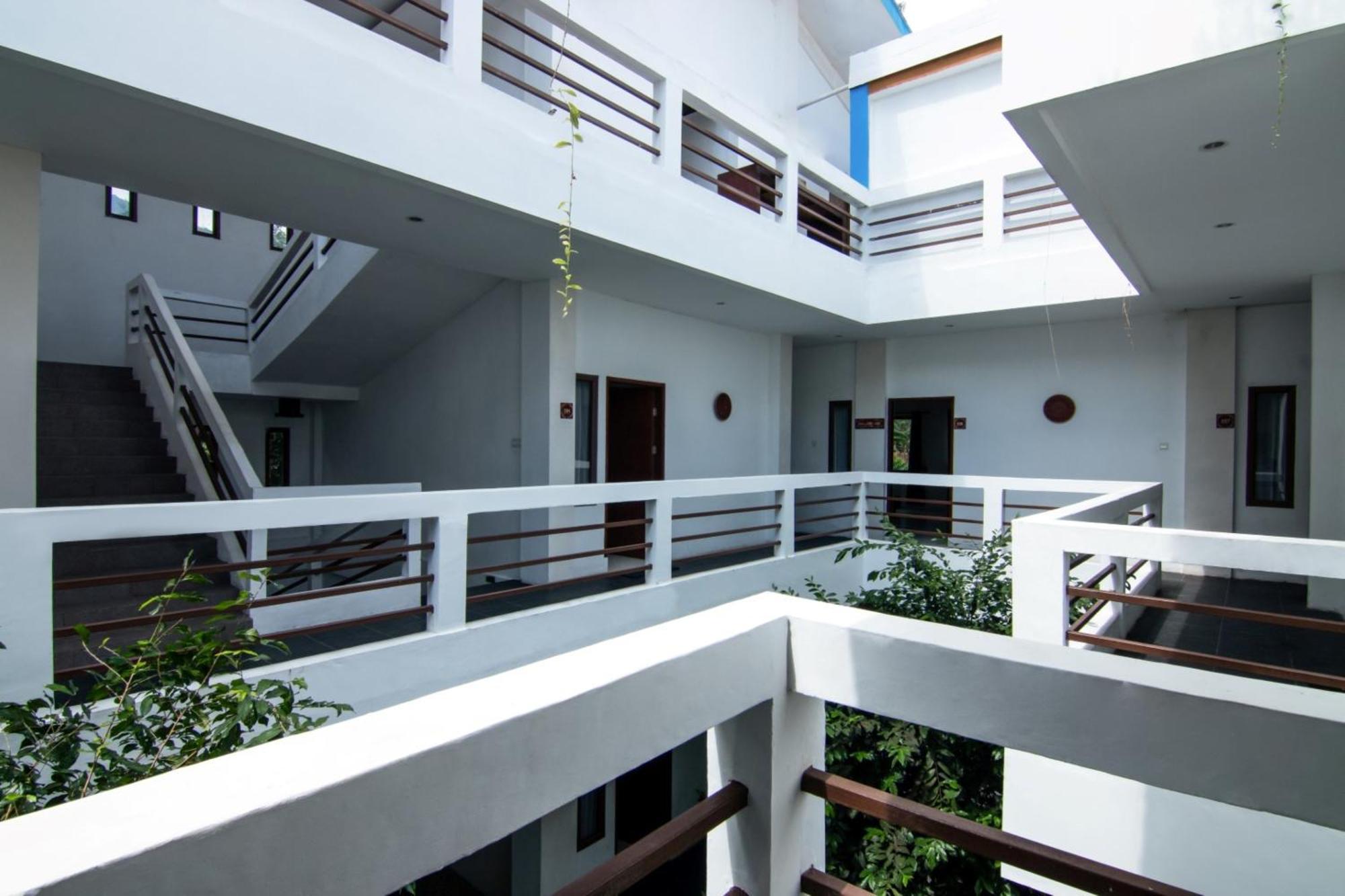 ดีวา ลมโบะก์ รีสอร์ต Hotel เซงกีกี ภายนอก รูปภาพ